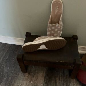 Clarks Women's Tan Slip-On Shoes